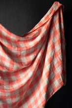 Load image into Gallery viewer, Merchant &amp; Mills - Dotty 100% Linen $65 pm
