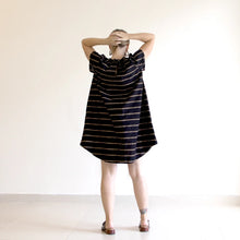 Load image into Gallery viewer, Pattern Fantastique Calyx Smock $39
