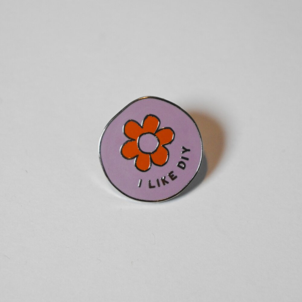 DIY DAISY I LIKE DIY Lapel Pin